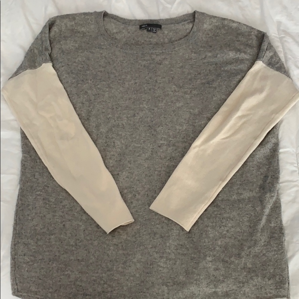 Women’s Vince sweater